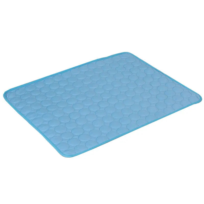 SafeSummer™ Pressure-Activated Gel Cooling Mat for Dogs